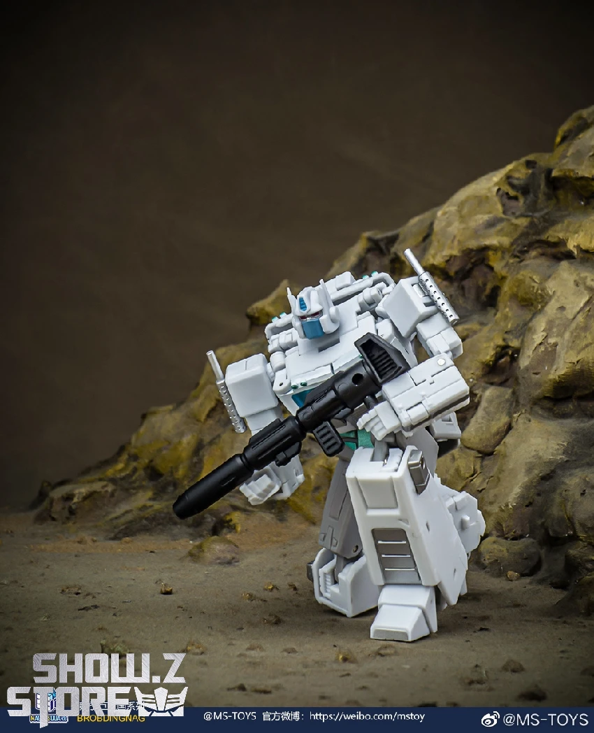 Magic Square MS-B46W Light of Victory Ultra Magnus White Version Magic Square MS-B46W Light Of Victory Ultra Magnus White Version -Show.Z Store 50b9ae6896