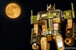 Takara MP10G MP-10G Masterpiece Optimus Prime Gold Lagoon Edition -Show.Z Store 5856427fd2