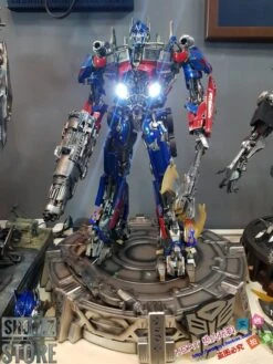 [Pre-Order] HEAT Studio Custom Made Transformers Dark Of The Moon Optimus Prime Statue -Show.Z Store 7de6e0ac5d