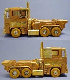 Takara MP10G MP-10G Masterpiece Optimus Prime Gold Lagoon Edition -Show.Z Store 9ea1201301