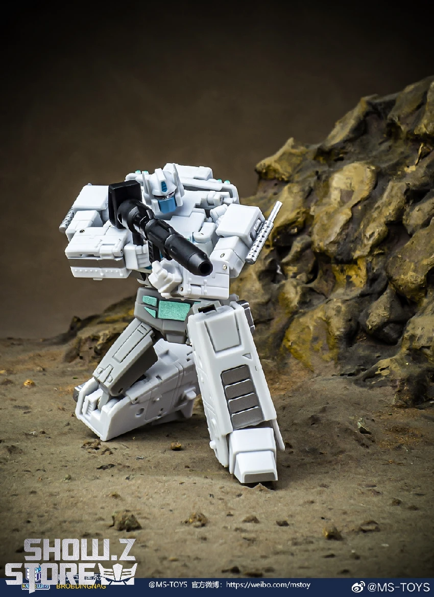 Magic Square MS-B46W Light of Victory Ultra Magnus White Version Magic Square MS-B46W Light Of Victory Ultra Magnus White Version -Show.Z Store 9fb6ea80c4