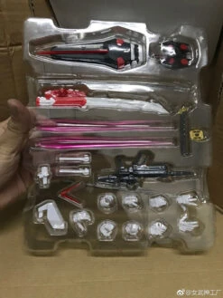 Valkyrie Factory MB 1/100 Gundam Seed Astray Red Frame -Show.Z Store bcdebeef38