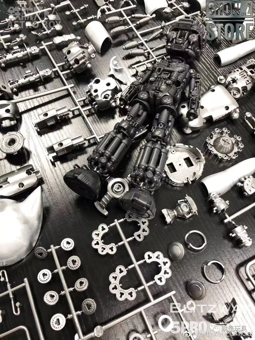 Blitzway BW-NS 50101 Astro Boy Anime Statue Deluxe Version Blitzway BW-NS 50101 Astro Boy Anime Statue Deluxe Version -Show.Z Store e97a320550